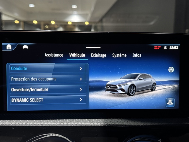 Image Mercedes-Benz CLASSE A A 200 d Compacte AMG Line Classe A 200 d AMG Line