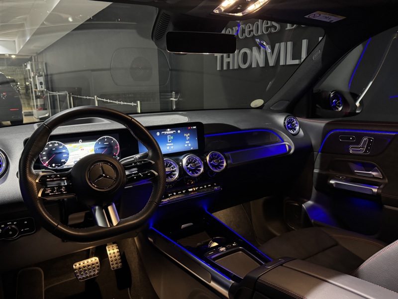 Image Mercedes-Benz GLB 200 d AMG Line AMG Line Classe GLB GLB 220 AMG LINE 8G-DCT