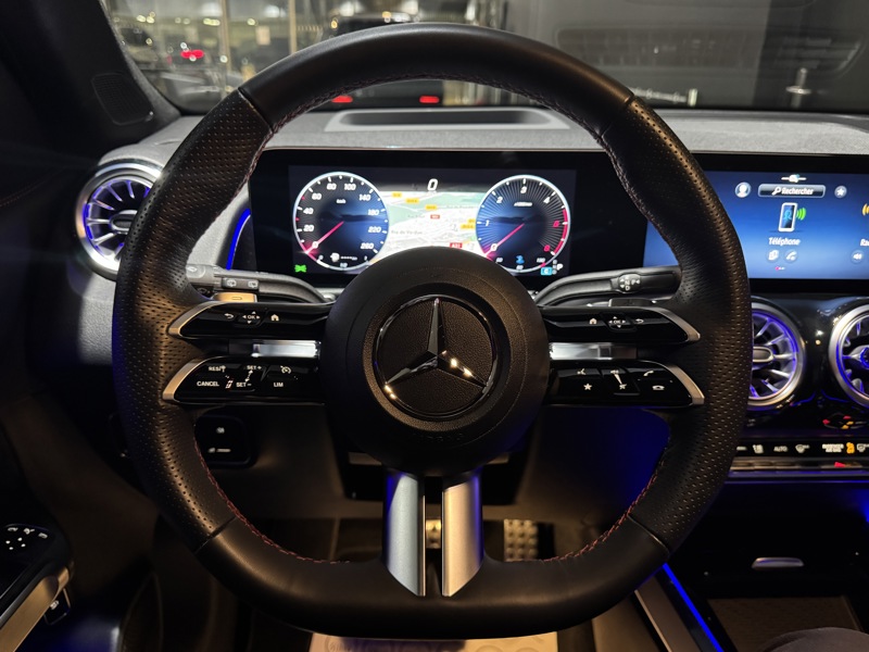 Image Mercedes-Benz GLB 200 d AMG Line AMG Line Classe GLB GLB 220 AMG LINE 8G-DCT