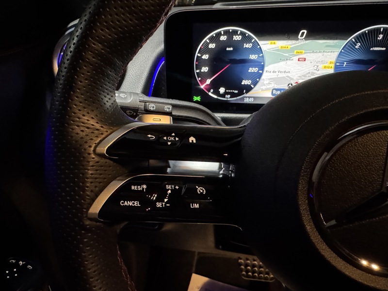 Image Mercedes-Benz GLB 200 d AMG Line AMG Line Classe GLB GLB 220 AMG LINE 8G-DCT