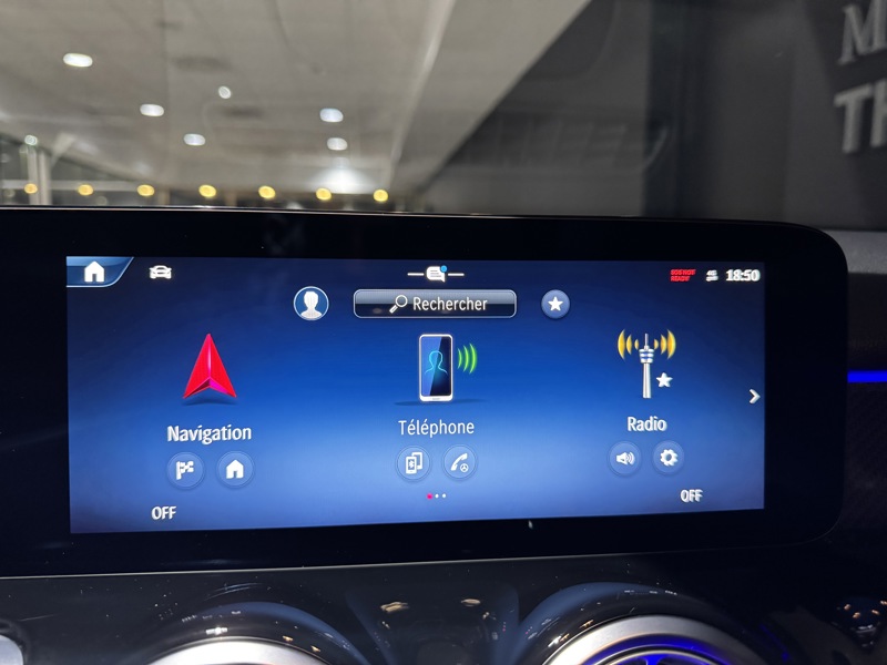 Image Mercedes-Benz GLB 200 d AMG Line AMG Line Classe GLB GLB 220 AMG LINE 8G-DCT