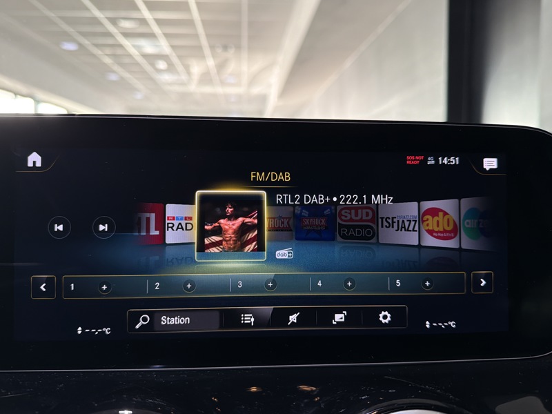 Image Mercedes-Benz EQA 250+ AMG Line AMG LINE EQA 250+ AMG LINE