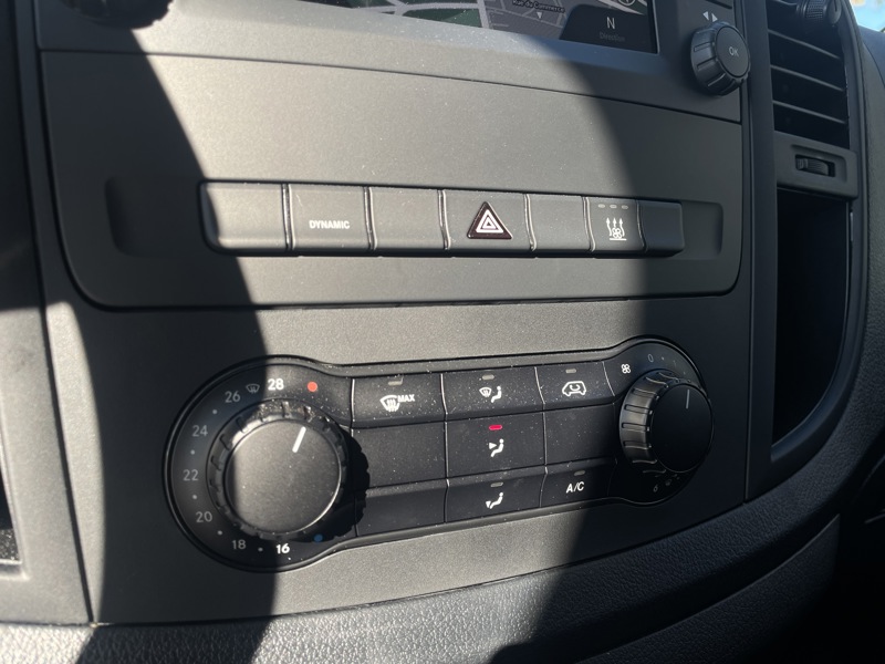 Image Mercedes-Benz VITO FG e 112 Fourgon Long NEUF 116ch 54000€HT 