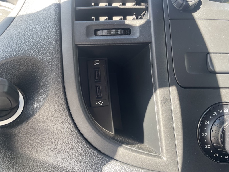 Image Mercedes-Benz VITO FG e 112 Fourgon Long NEUF 116ch 54000€HT 