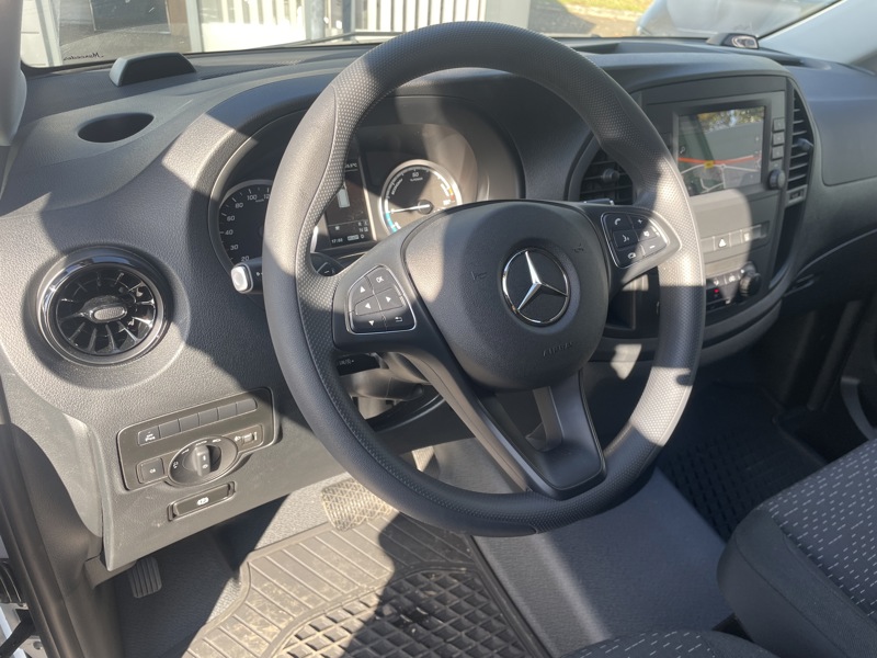 Image Mercedes-Benz VITO FG e 112 Fourgon Long NEUF 116ch 54000€HT 