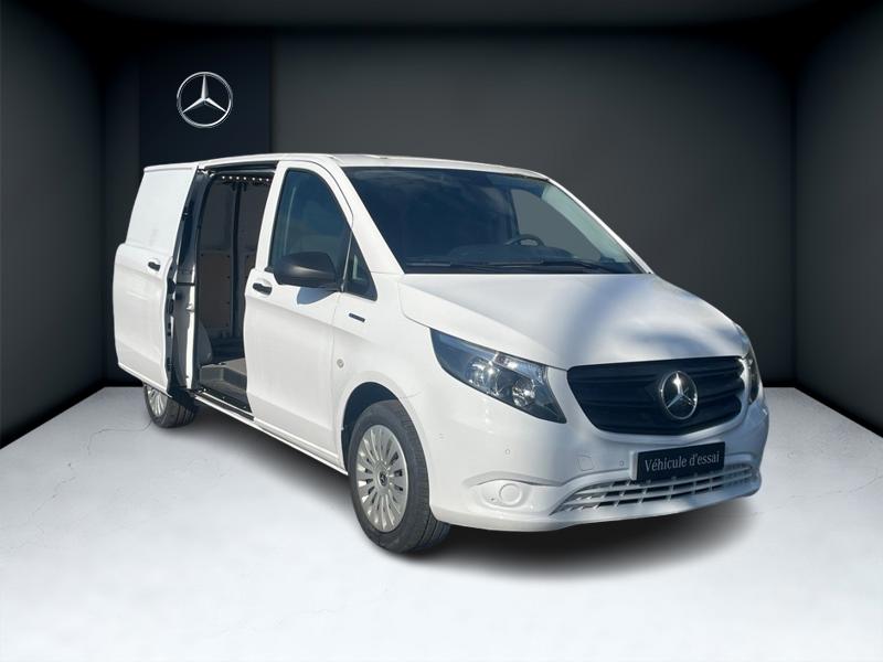 Image Mercedes-Benz VITO FG e 112 Fourgon Long NEUF 116ch 54000€HT 