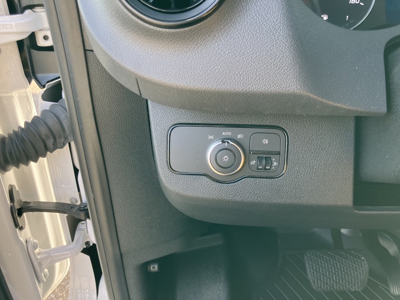 Image Mercedes-Benz SPRINTER FG 317 CDI 43S 14m3 L3H2 Gtie 48mois+2 révisions incluses 32.890Euro HT