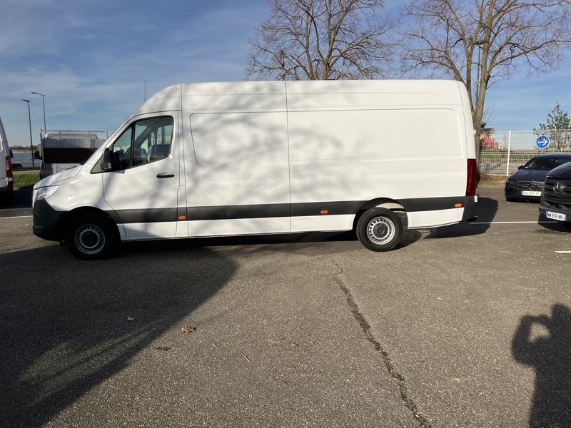 Image Mercedes-Benz SPRINTER FG 317 CDI 43S 14m3 L3H2 Gtie 48mois+2 révisions incluses 32.890Euro HT