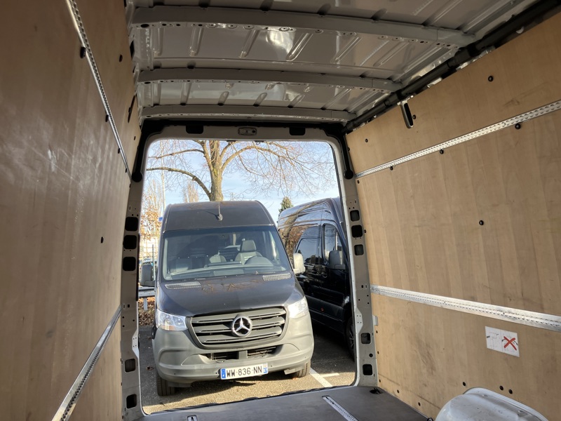 Image Mercedes-Benz SPRINTER FG 317 CDI 43S 14m3 L3H2 Gtie 48mois+2 révisions incluses 32.890Euro HT
