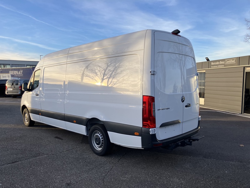Image Mercedes-Benz SPRINTER 317 CDI 43S L3H2 PTRA 7T. 14m3  Gtie 48mois+2 révisions incluses 35.890Euro HT