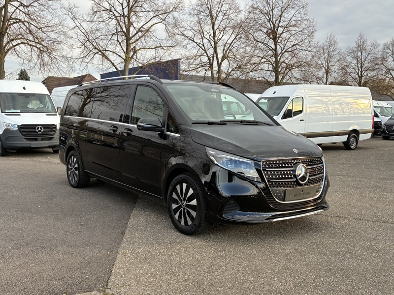 Image Mercedes-Benz CLASSE V V 300 d XL 8Places Gtie 48mois+2 révisions incluses 69.900Euro HT
