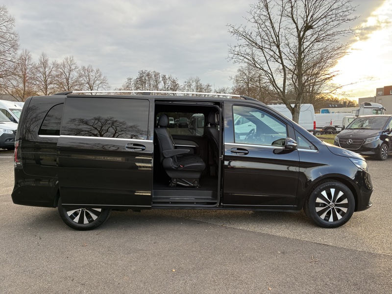 Image Mercedes-Benz CLASSE V V 300 d XL 8Places Gtie 48mois+2 révisions incluses 69.900Euro HT