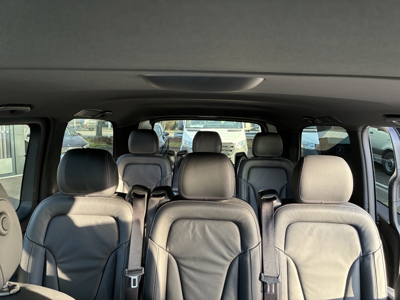 Image Mercedes-Benz CLASSE V V 300 d XL 8Places Gtie 48mois+2 révisions incluses 69.900Euro HT