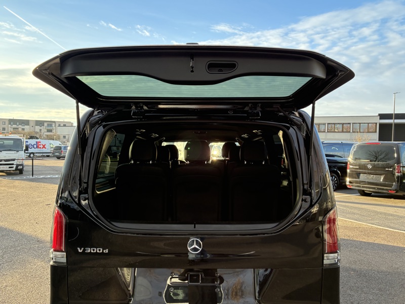 Image Mercedes-Benz CLASSE V V 300 d XL 8Places Gtie 48mois+2 révisions incluses 69.900Euro HT