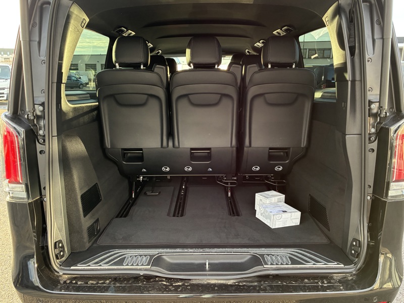 Image Mercedes-Benz CLASSE V V 300 d XL 8Places Gtie 48mois+2 révisions incluses 69.900Euro HT