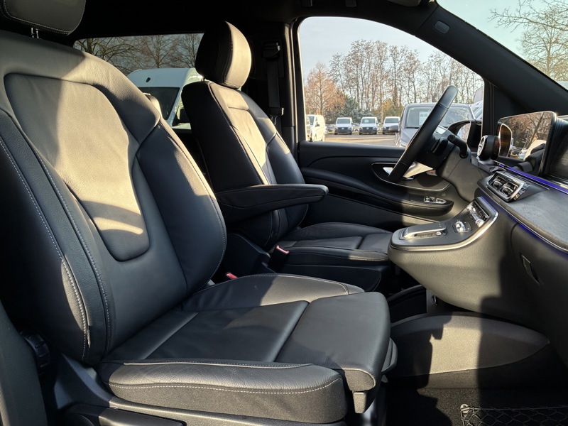 Image Mercedes-Benz CLASSE V V 300 d XL 8Places Gtie 48mois+2 révisions incluses 69.900Euro HT