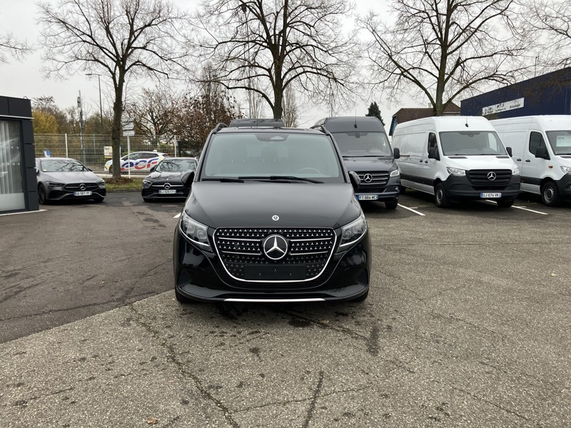 Image Mercedes-Benz CLASSE V V 300 d XL 8Places Gtie 48mois+2 révisions incluses 69.890Euro HT