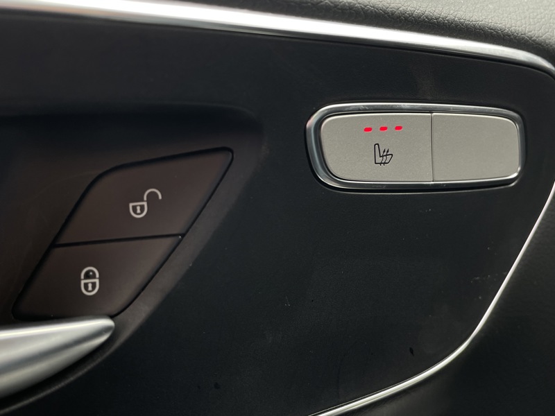 Image Mercedes-Benz CLASSE V V 300 d XL 8Places Gtie 48mois+2 révisions incluses 69.890Euro HT