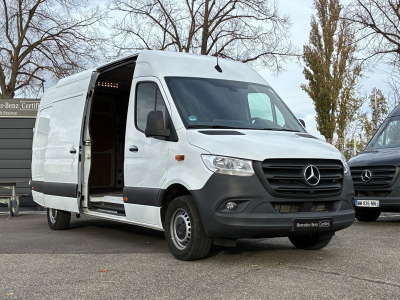Image Mercedes-Benz SPRINTER 317 CDI Fourgon 43S 14m3 L3H2 170ch 34890€HT BVM6 Garantie 24Mois Mercedes