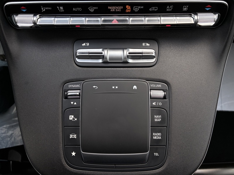 Image Mercedes-Benz CLASSE V V 300 d XL 8places Gtie 48mois+2 révisions incluses 66.890Euro HT