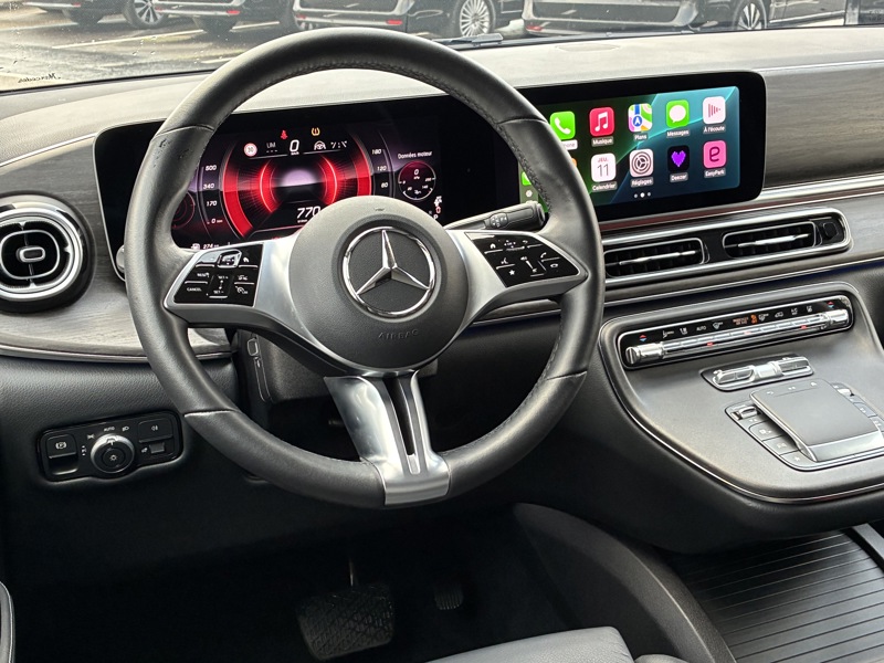 Image Mercedes-Benz CLASSE V V 300 d XL 8places Gtie 48mois+2 révisions incluses 66.890Euro HT