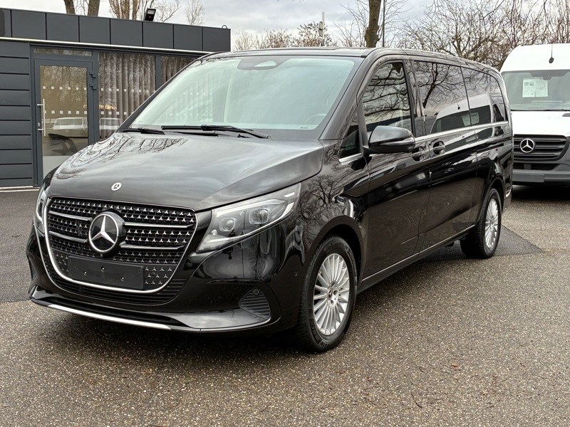 Image Mercedes-Benz CLASSE V V 300 d XL 8places Gtie 48mois+2 révisions incluses 66.900euro HT