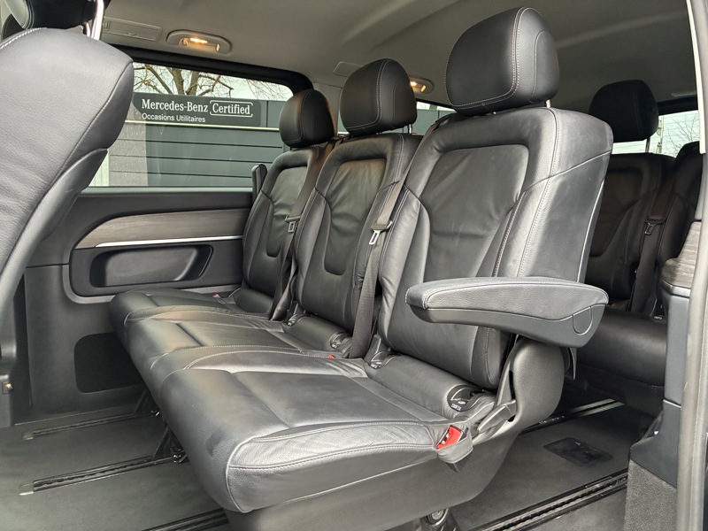 Image Mercedes-Benz CLASSE V V 300 d XL 8places Gtie 48mois+2 révisions incluses 66.900euro HT