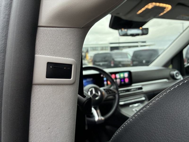 Image Mercedes-Benz CLASSE V V 300 d XL 8places Gtie 48mois+2 révisions incluses 66.900euro HT