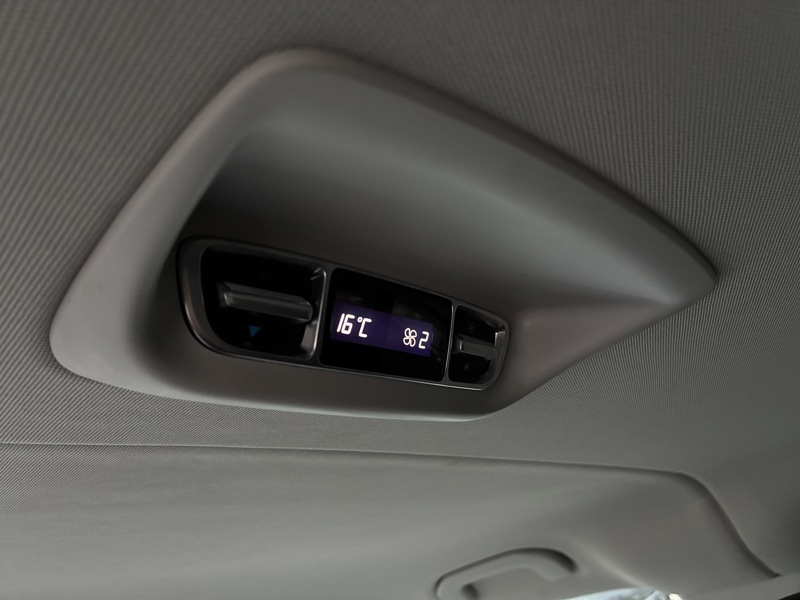 Image Mercedes-Benz CLASSE V V 300 d XL 8places Gtie 48mois+2 révisions incluses 66.900euro HT