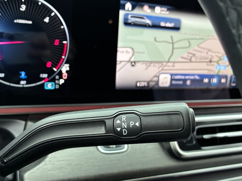 Image Mercedes-Benz CLASSE V V 300 d XL 8places Gtie 48mois+2 révisions incluses 66.900euro HT