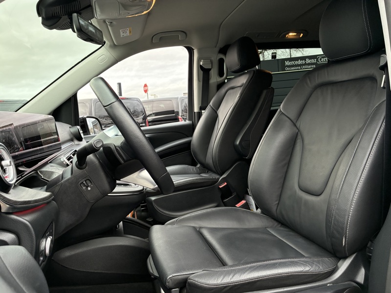 Image Mercedes-Benz CLASSE V V 300 d XL 8places Gtie 48mois+2 révisions incluses 66.900euro HT
