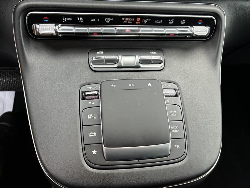 Image Mercedes-Benz CLASSE V V 300 d XL 8Places Gtie 48mois+2 révisions incluses 69.890euro HT