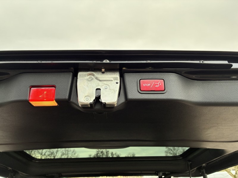 Image Mercedes-Benz CLASSE V V 300 d XL 8Places Gtie 48mois+2 révisions incluses 69.890euro HT