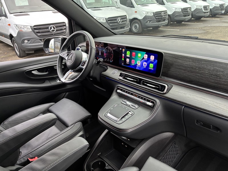 Image Mercedes-Benz CLASSE V V 300 d XL 8Places Gtie 48mois+2 révisions incluses 69.890euro HT