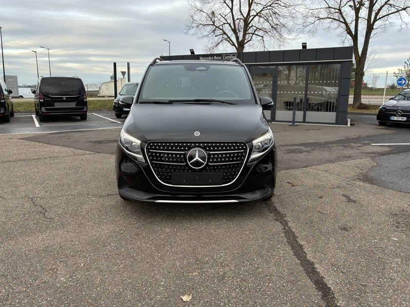 Image Mercedes-Benz CLASSE V V 300 d XL 8Places Gtie 48mois+2 révisions incluses 69.890euro HT