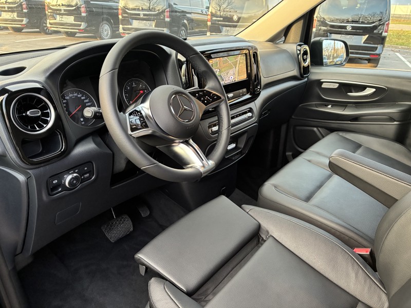 Image Mercedes-Benz VITO 116 CDI Tourer SELECT Long 9 PLACES  49.890euro HT