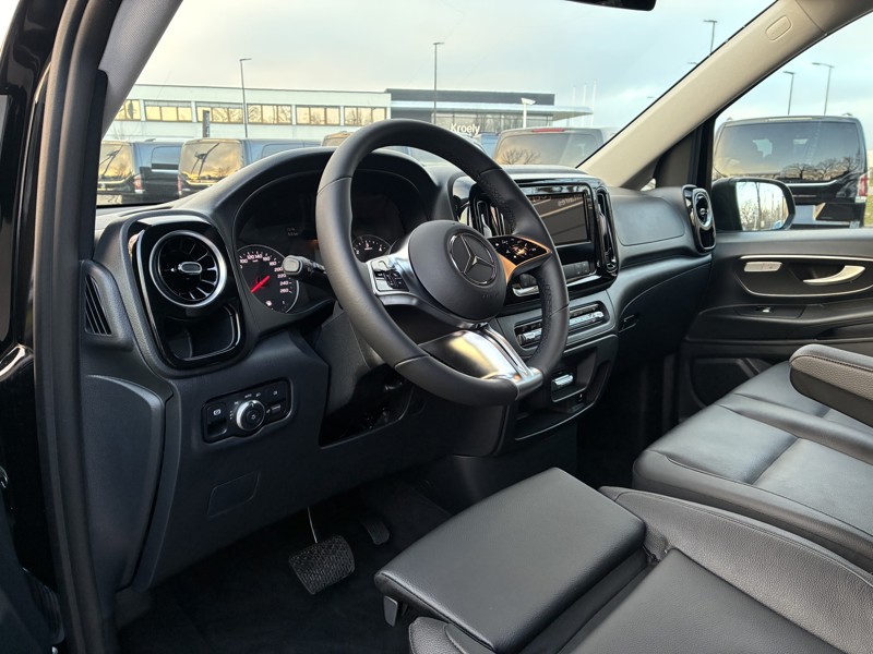 Image Mercedes-Benz VITO 116 CDI Tourer SELECT Long 9 PLACES  49.890euro HT