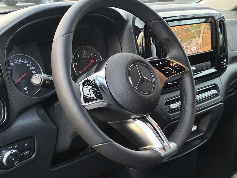 Image Mercedes-Benz VITO 116 CDI Tourer SELECT Long 9 PLACES  49.890euro HT