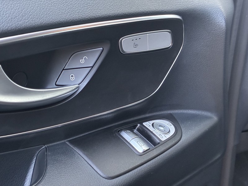 Image Mercedes-Benz VITO 116 CDI Tourer SELECT Long 9 PLACES  49.890euro HT