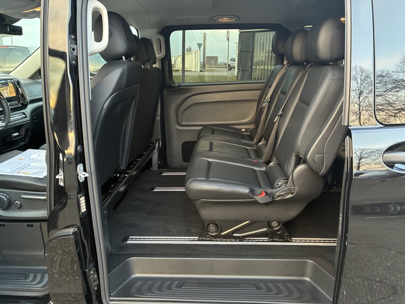 Image Mercedes-Benz VITO 116 CDI Tourer SELECT Long 9 PLACES  49.890euro HT