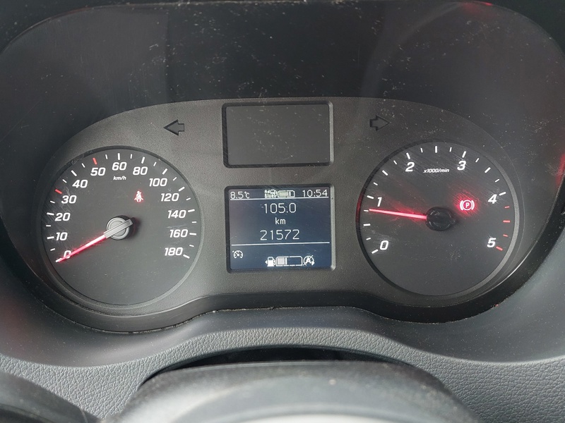 Image Mercedes-Benz SPRINTER 317 CDI 37S L2H2 12M3  31.900euro HT Garantie 24mois Mercedes-Benz 