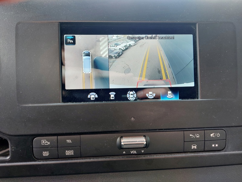 Image Mercedes-Benz SPRINTER 317 CDI 37S L2H2 12M3  31.900euro HT Garantie 24mois Mercedes-Benz 