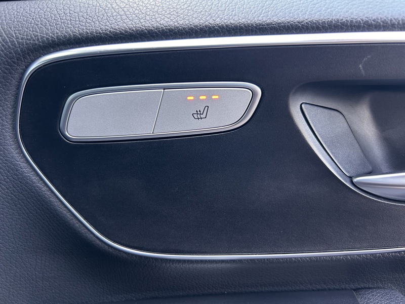 Image Mercedes-Benz CLASSE V 220 d Long Toit pano !! PAS DE MALUS !!