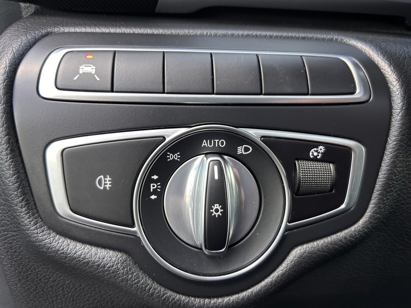 Image Mercedes-Benz CLASSE V 220 d Long Toit pano !! PAS DE MALUS !!