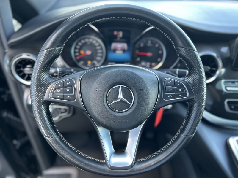 Image Mercedes-Benz CLASSE V 220 d Long Toit pano !! PAS DE MALUS !!