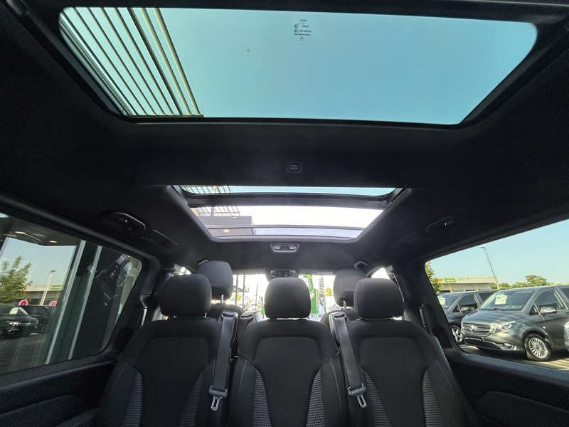 Image Mercedes-Benz CLASSE V 220 d Long Toit pano !! PAS DE MALUS !!