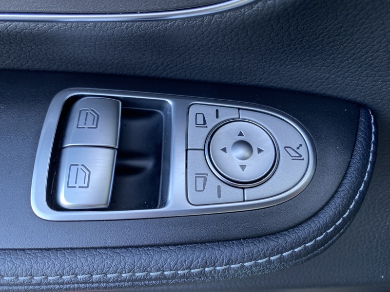 Image Mercedes-Benz CLASSE V 300 d 4MATIC AVANTGARDE Extra long 8pl 4x4 60900HT