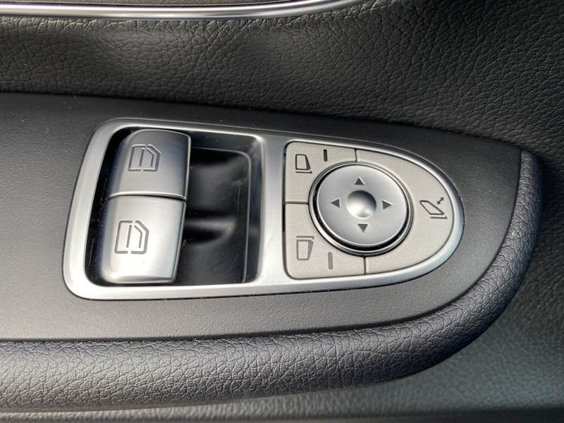 Image Mercedes-Benz CLASSE V V 220 d EDITION Long Boite Auto !!PAS DE MALUS!!