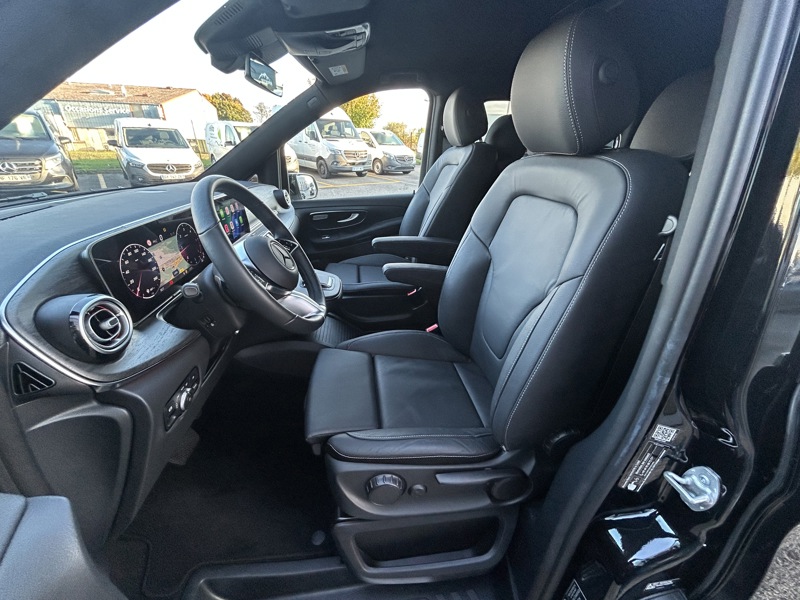 Image Mercedes-Benz CLASSE V 300 d AVANTGARDE Extra long 8 Places 68990HT