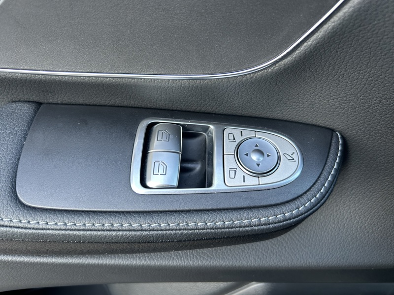 Image Mercedes-Benz CLASSE V 300 d AVANTGARDE Extra long 8 Places 68990HT